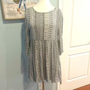 Forever 21 • Black & White Geometric Pattern Babydoll Dress • Sz L • NWT!